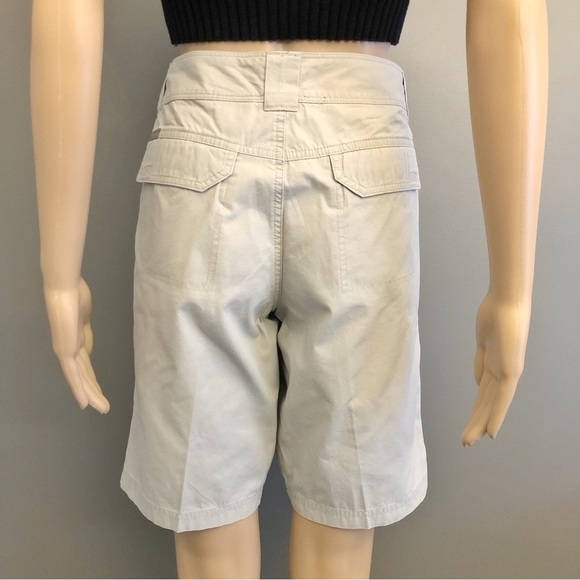 Columbia Casual Earthy Beige Athleisure Relaxed Fit Medium Length Shorts. 8 - Picture 2 of 14